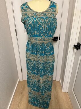 Sleeveless Teal Paisley Maxi Dress